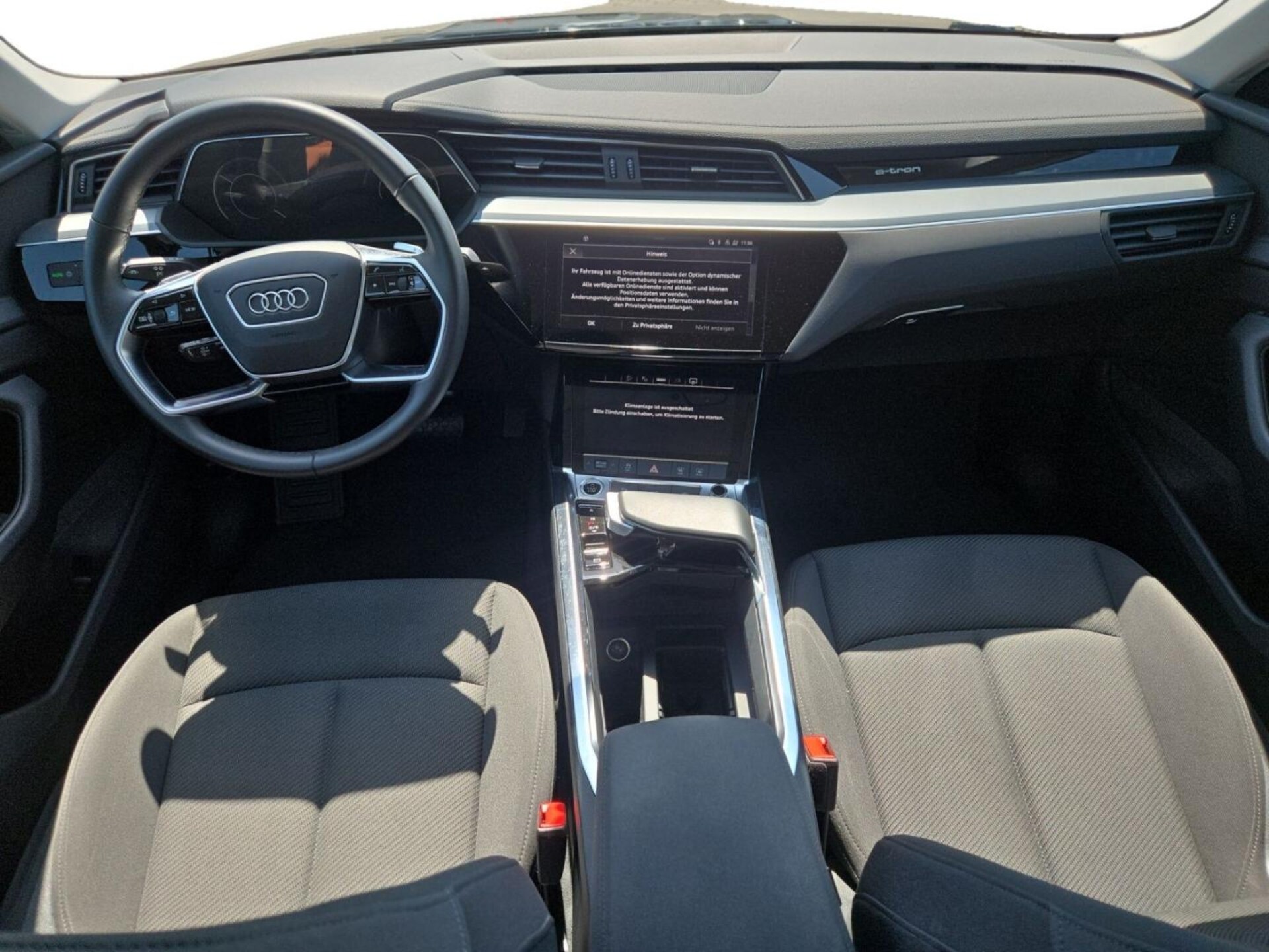 Audi Q8 Sportback e-tron S line