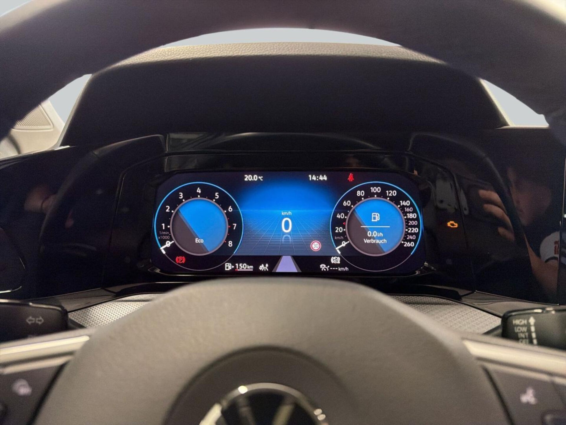 Volkswagen Golf Life