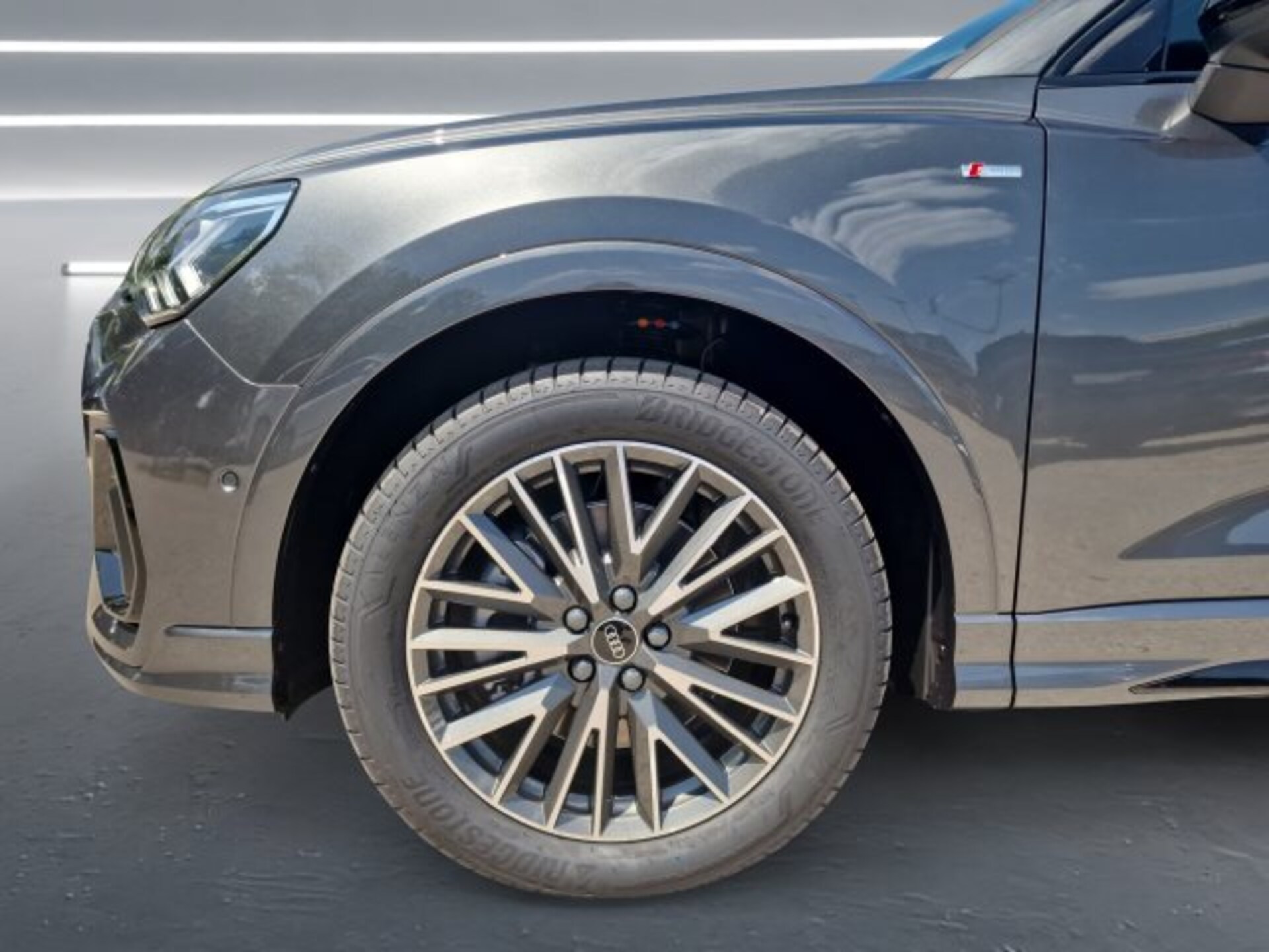 Audi Q3 SUV S line