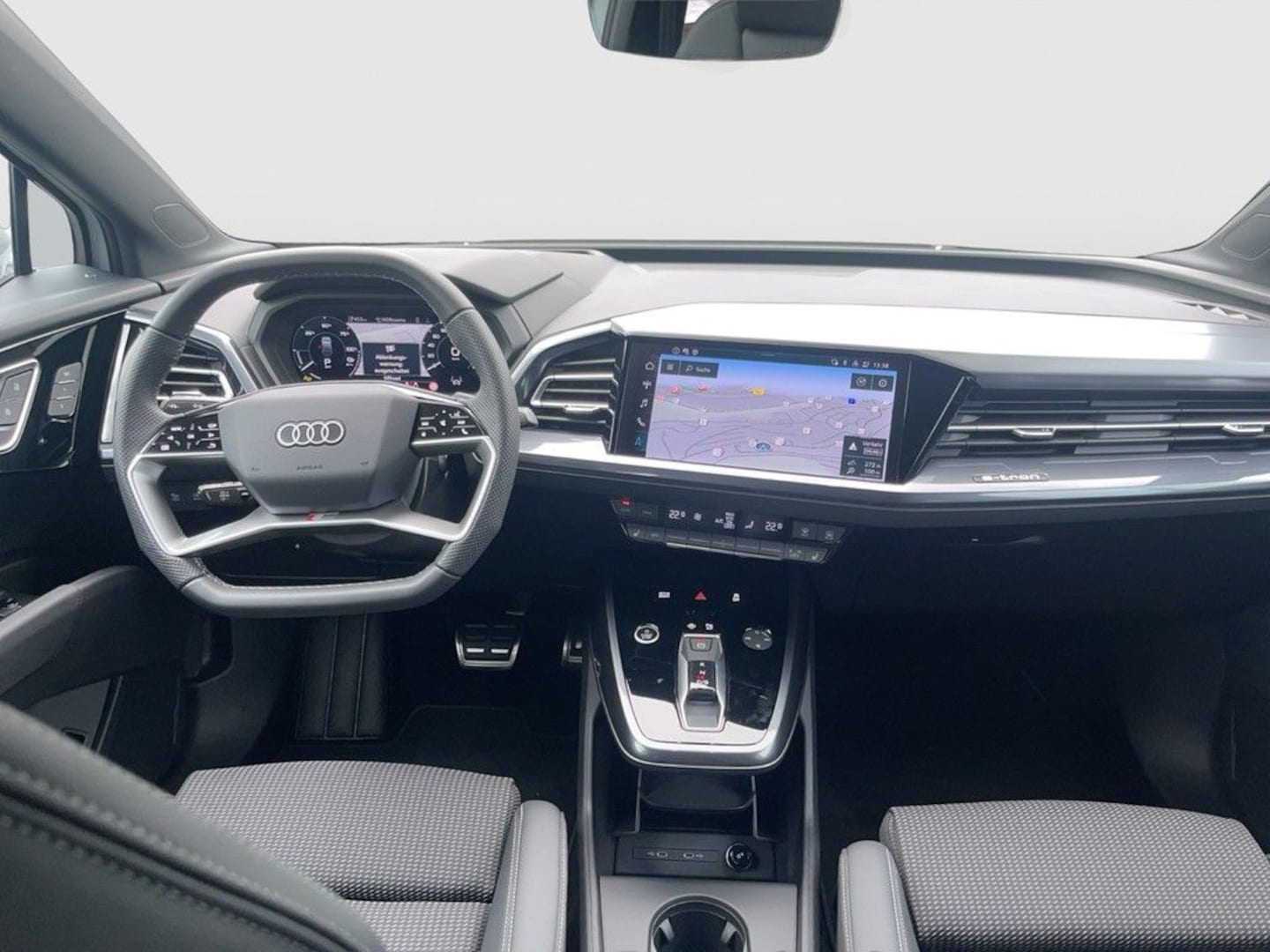 Bild über Audi Q4 e-tron 45 e-tron - für weitere Informationen kontaktieren Sie den Audi Partner