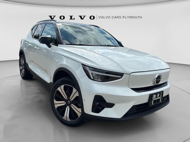 2023 Volvo XC40