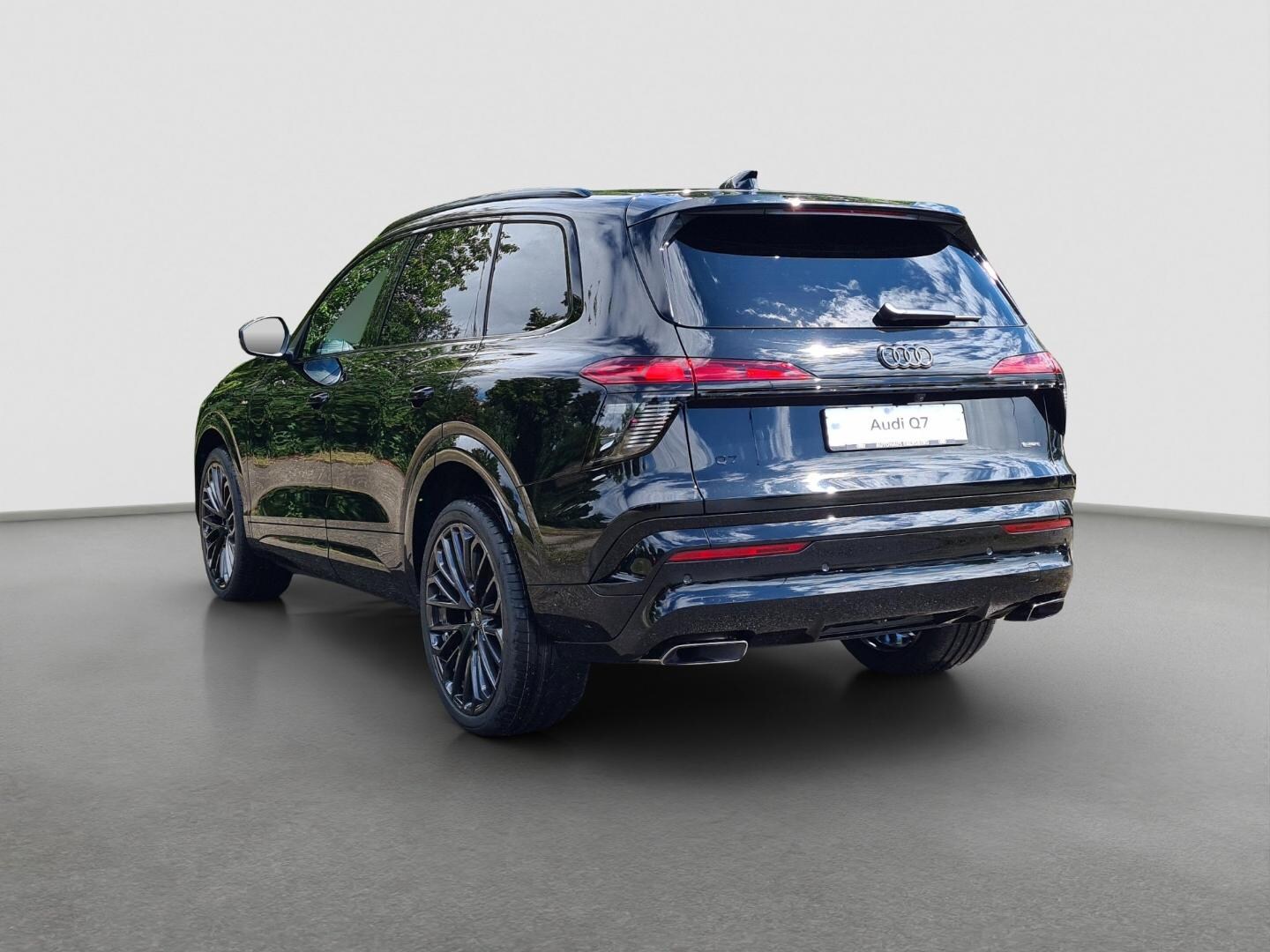 Bild über Audi Q7 SUV TDI quattro 220 kW tiptronic - für weitere Informationen kontaktieren Sie den Audi Partner