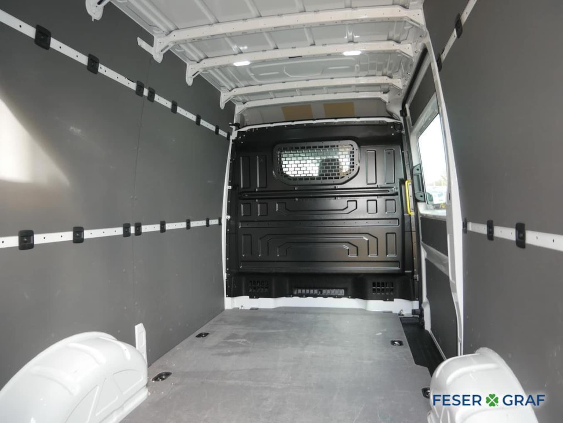 Volkswagen Crafter Kasten mittlerer Radstand
