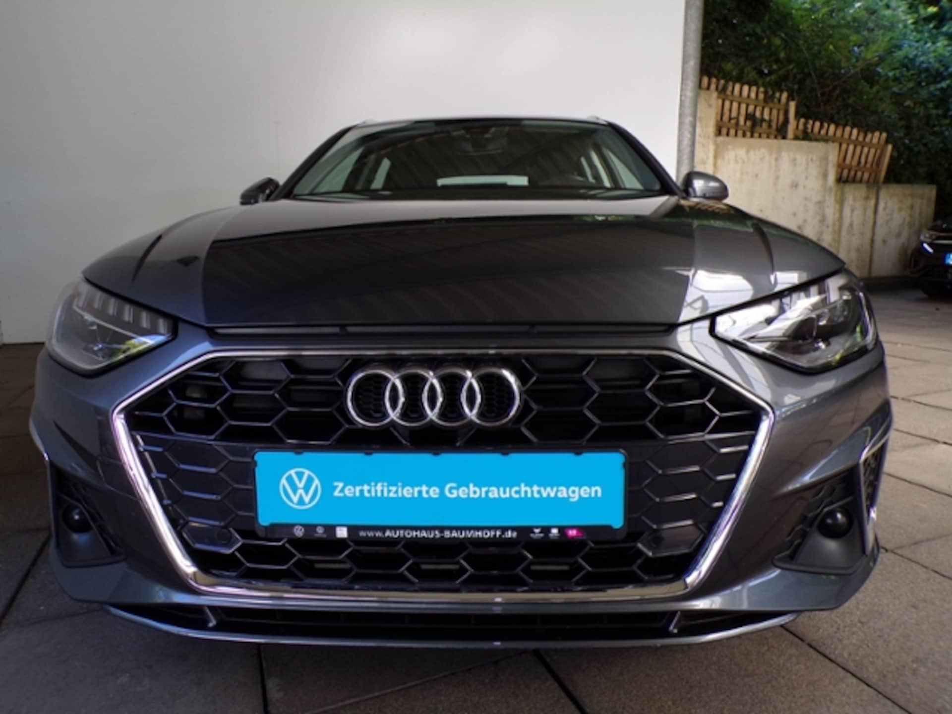 Audi A4 Avant S line