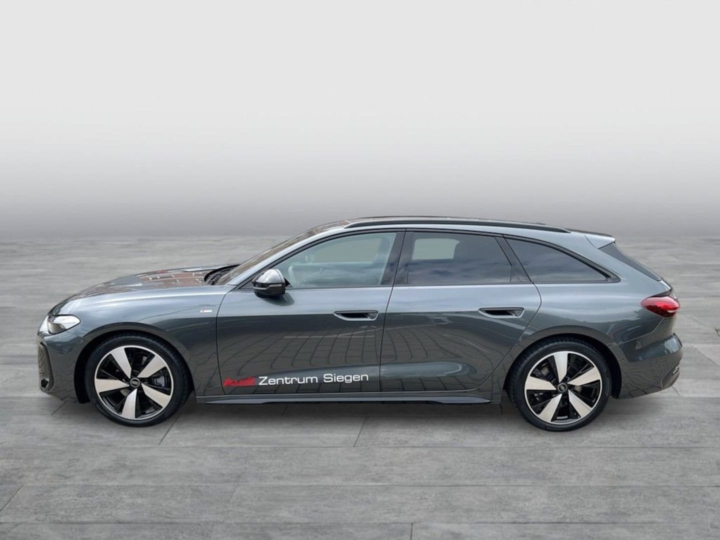 Bild über Audi A5 Avant TDI quattro 150 kW S tronic - für weitere Informationen kontaktieren Sie den Audi Partner