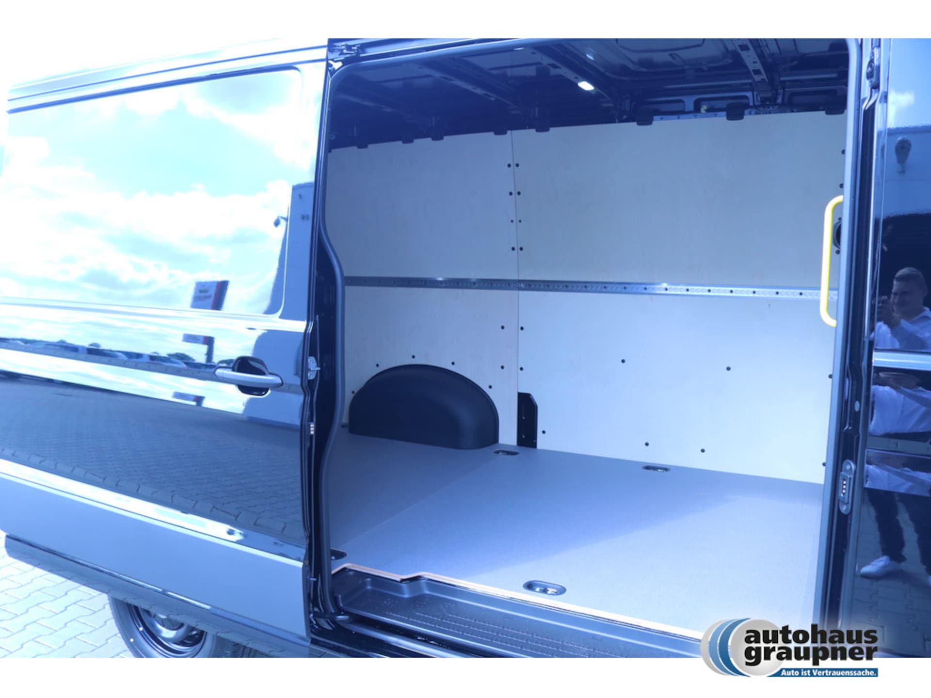 Volkswagen Crafter Kasten mittlerer Radstand