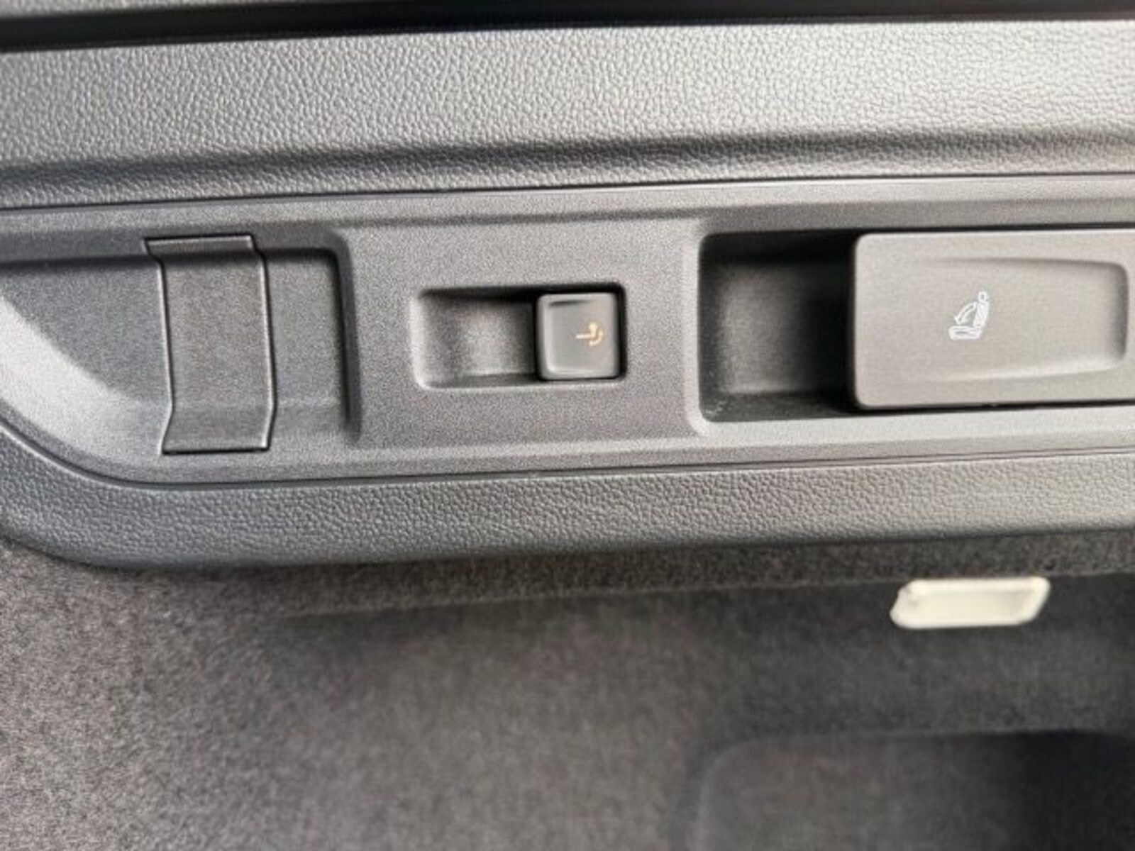 Volkswagen Passat – Bild 17