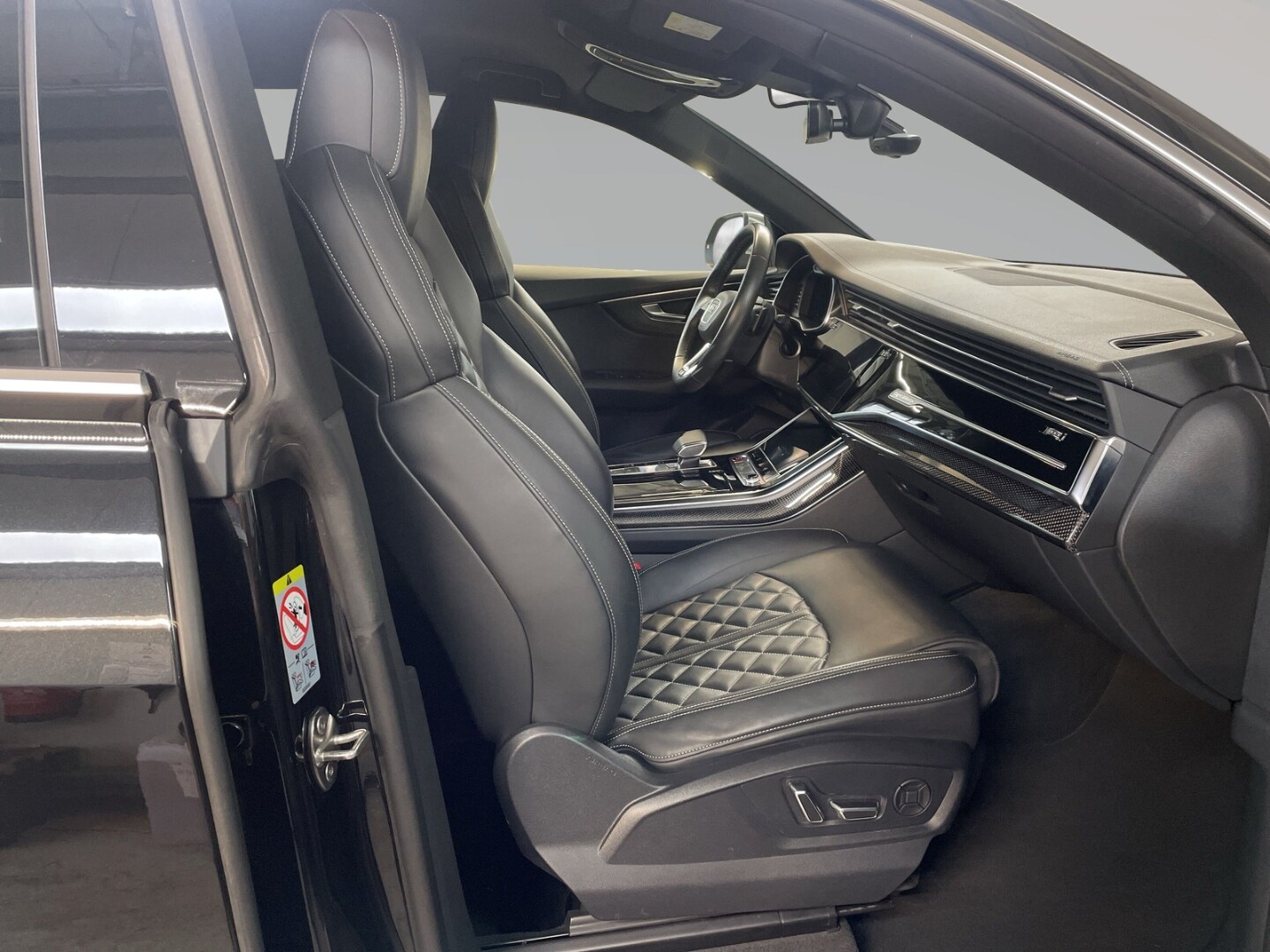 Image about Audi SQ8 TFSI quattro tiptronic
