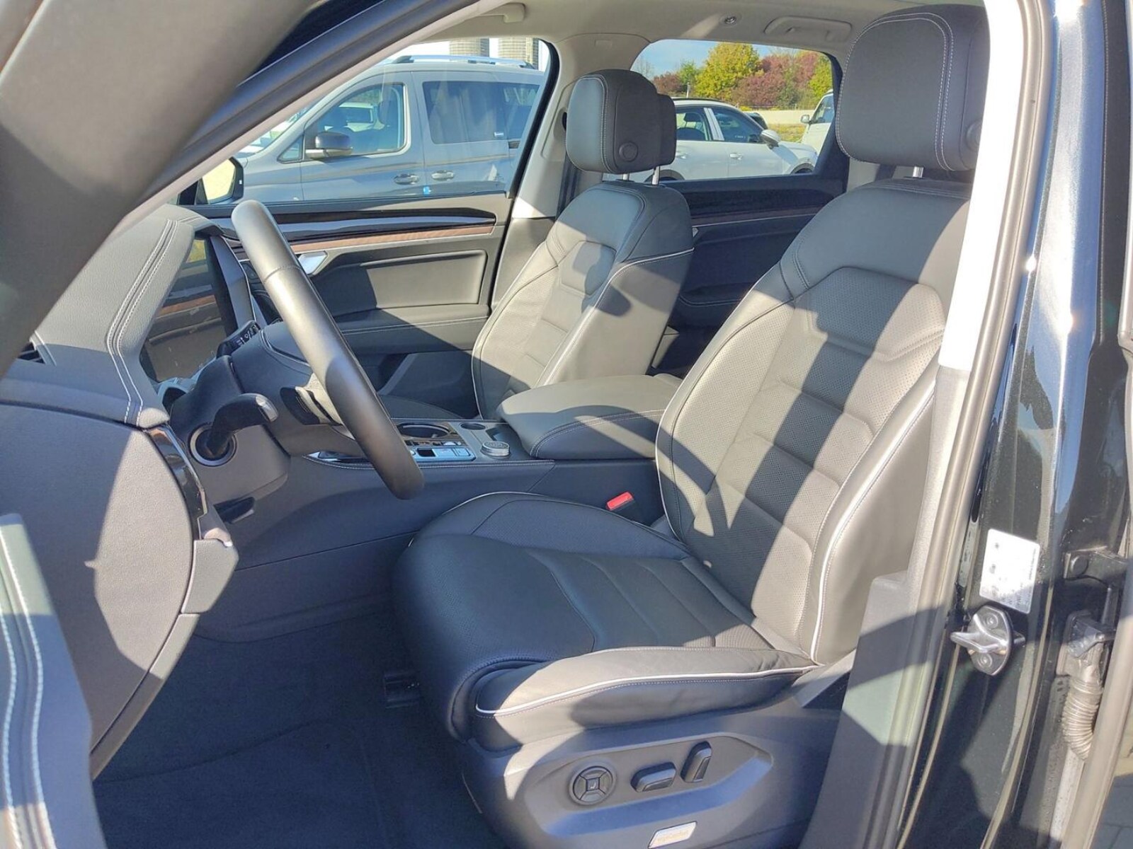 Volkswagen Touareg – Bild 12