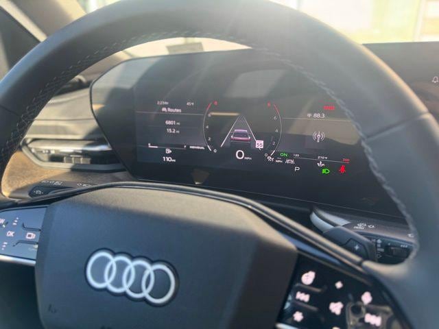 2025 Audi Q5 Premium - Photo 13