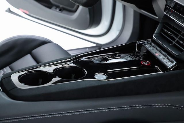 2026 Audi RS e-tron GT Performance Base - Photo 66