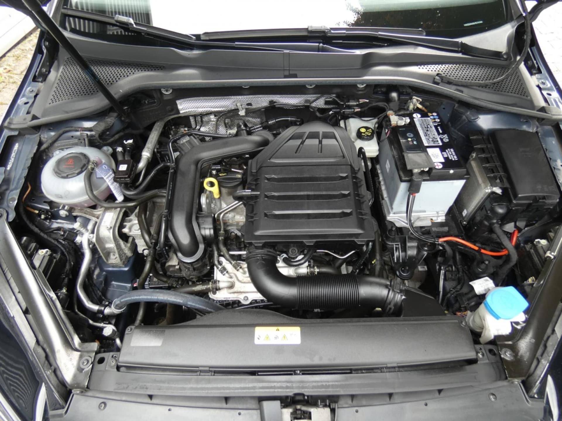 Volkswagen Golf Variant United