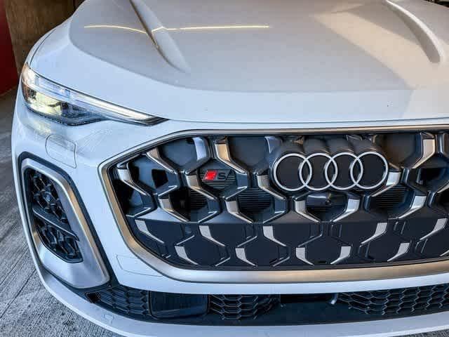 2025 Audi SQ5 Premium Plus - Photo 11