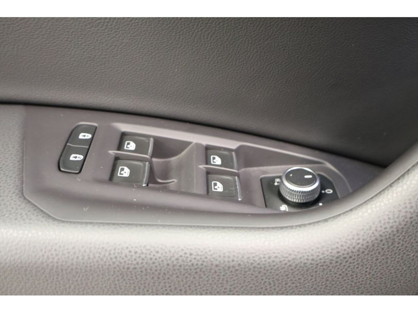 Volkswagen Touareg – Bild 21