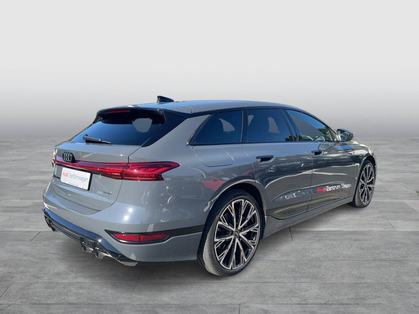 Bild über Audi A6 Avant e-tron S line business e-tron quattro 315 kW - für weitere Informationen kontaktieren Sie den Audi Partner