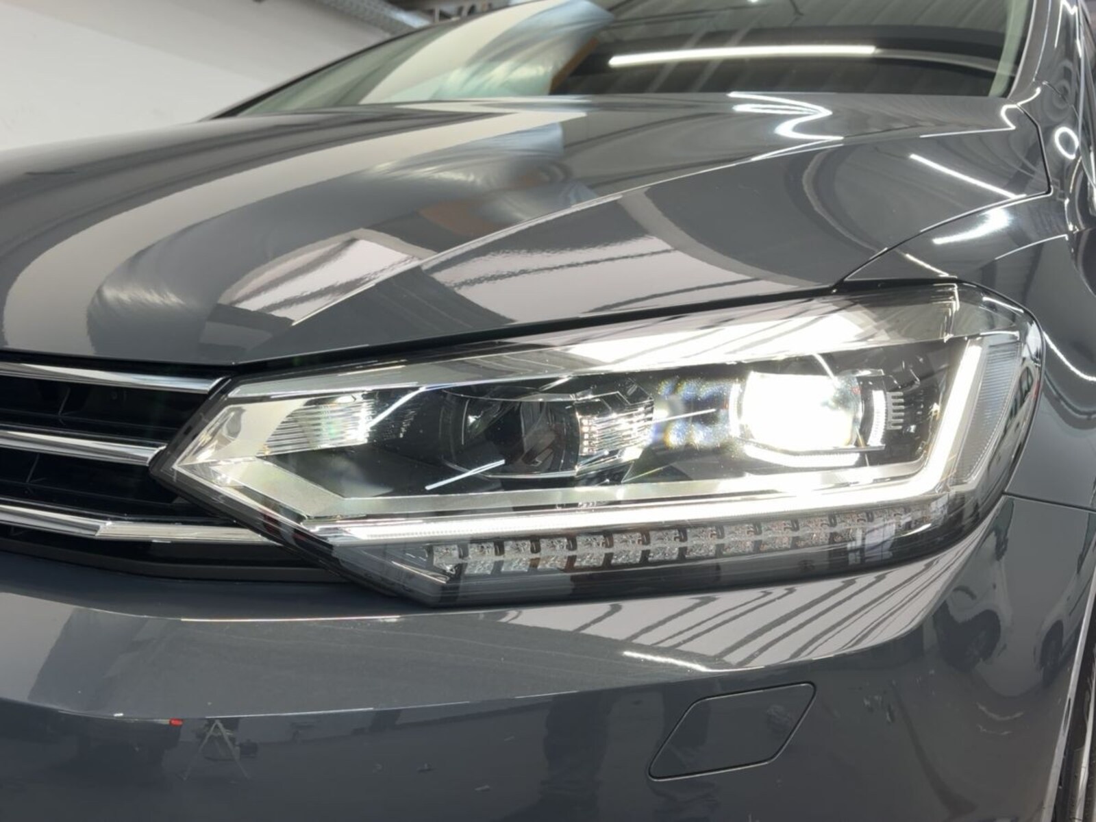 Volkswagen Touran – Bild 18