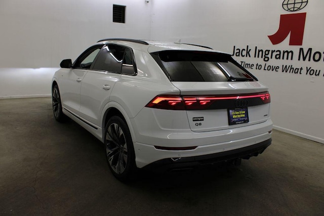 2026 Audi Q8