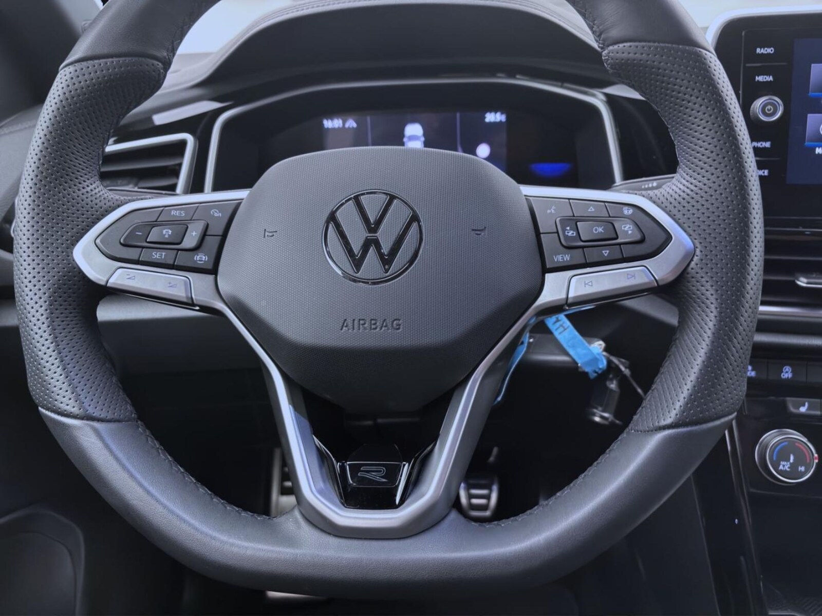 Volkswagen T-Roc – Bild 12