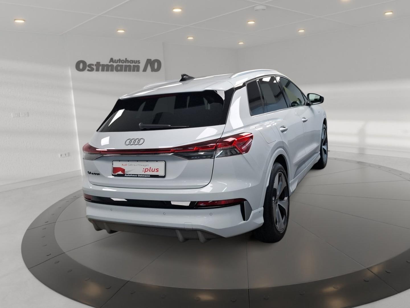 Bild über Audi Q4 SUV e-tron e-tron performance 210 kW - für weitere Informationen kontaktieren Sie den Audi Partner