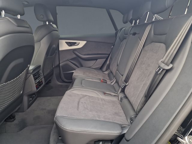 Image about Audi Q8 SUV 50 TDI quattro tiptronic