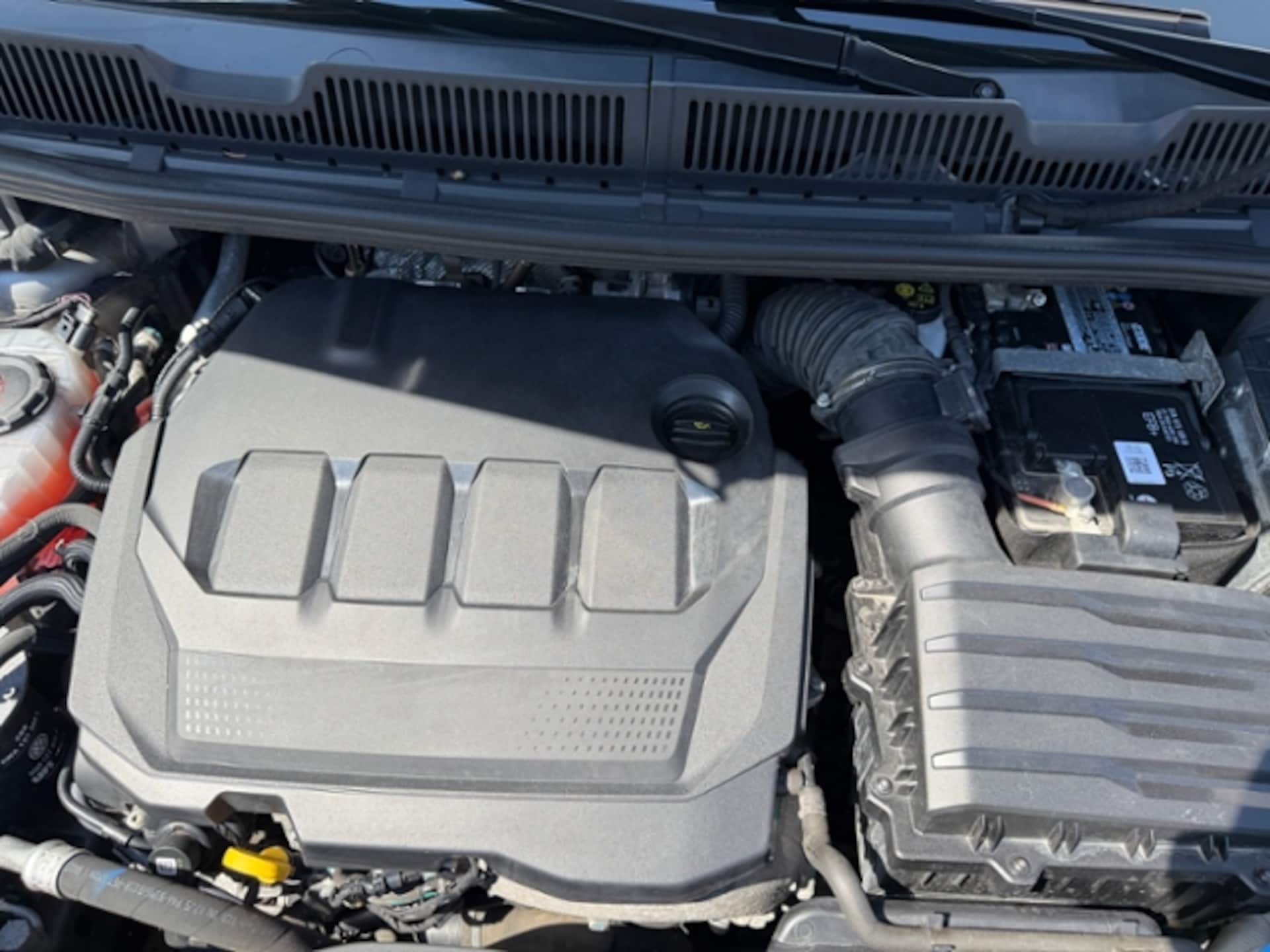 Volkswagen Caddy Basis-Modell