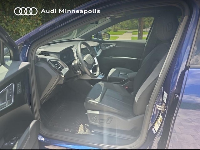 Used 2023 Audi Q4 e-tron Prestige with VIN WA1M2BFZ0PP044184 for sale in Minneapolis, Minnesota