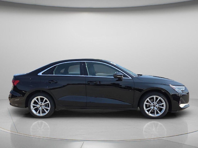 2025 Audi A3 Premium - Photo 9