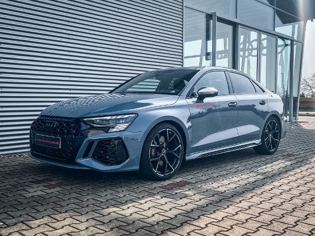 Image about Audi RS 3 Limousine TFSI quattro S tronic