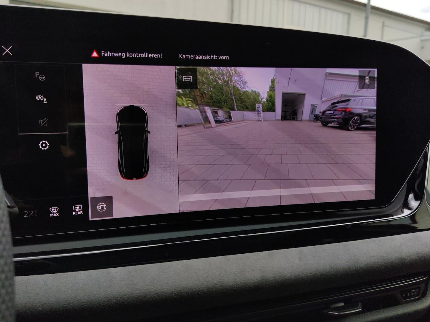 Bild über Audi A6 Avant TFSI quattro 270 kW S tronic - für weitere Informationen kontaktieren Sie den Audi Partner