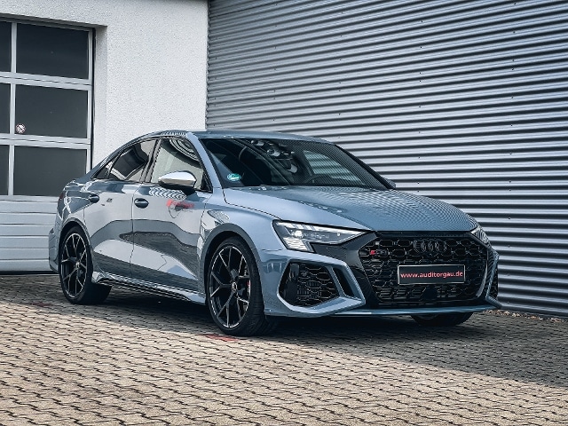 Image about Audi RS 3 Limousine TFSI quattro S tronic
