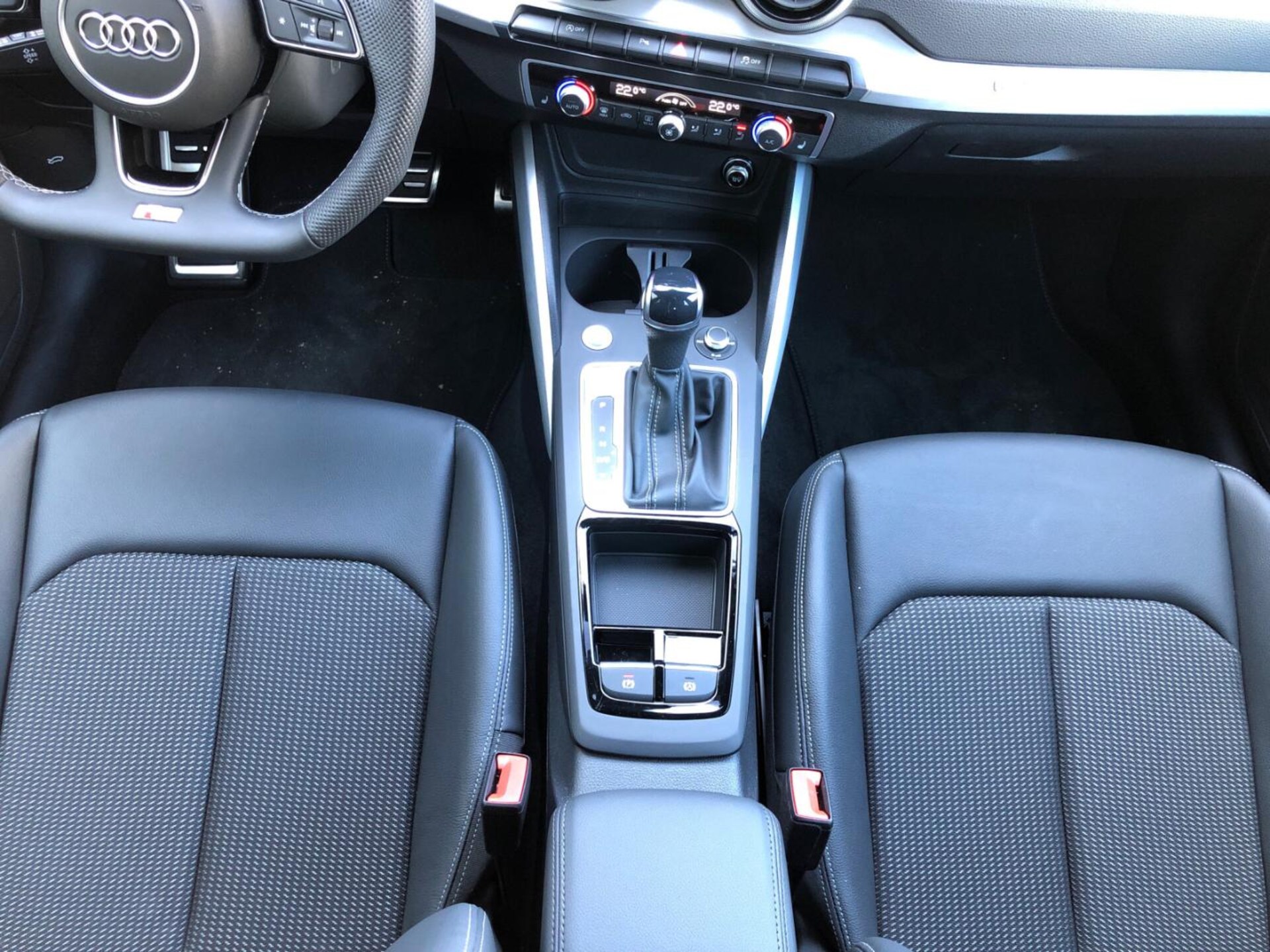 Audi Q2 S line
