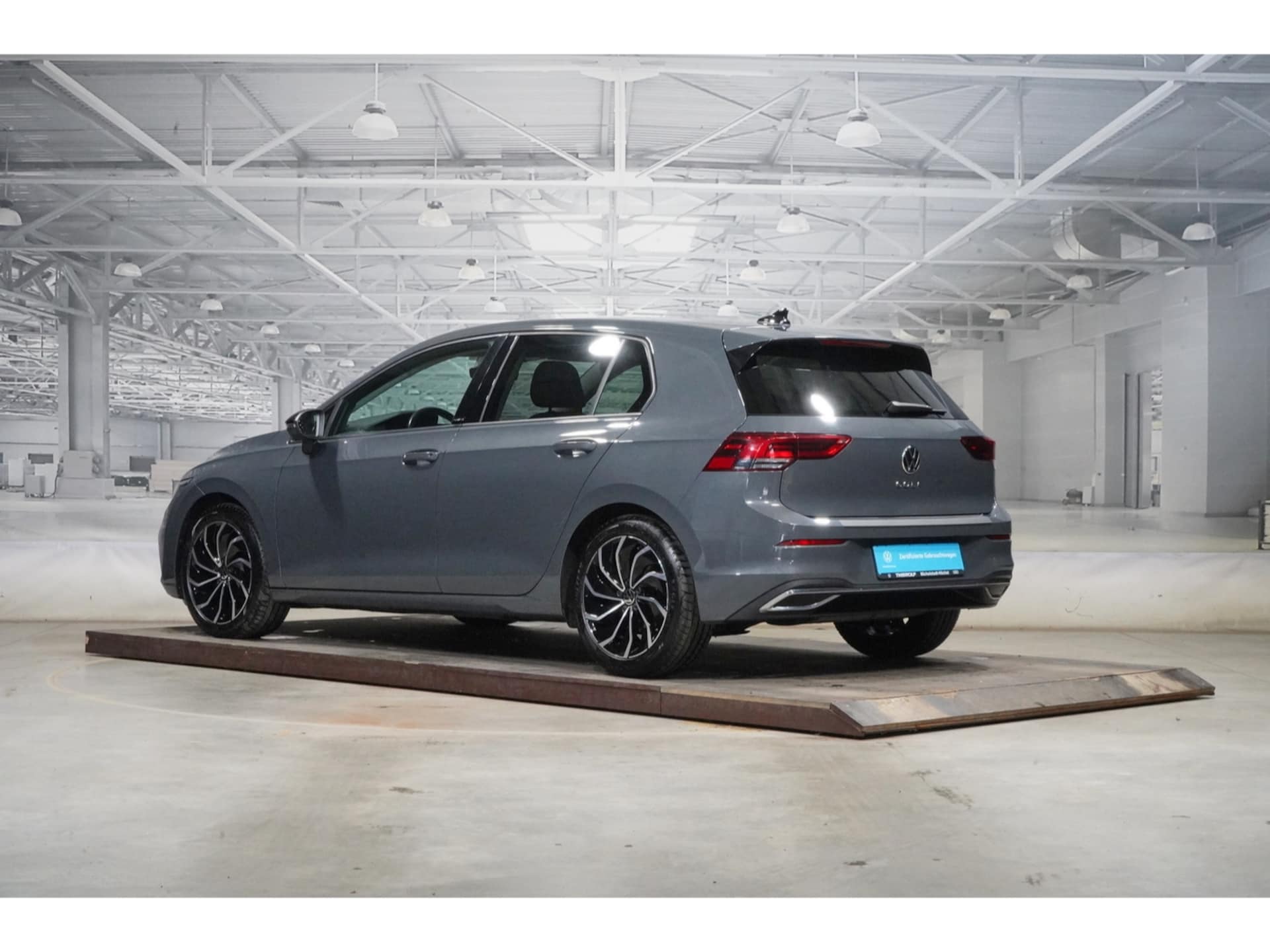 Volkswagen Golf Active