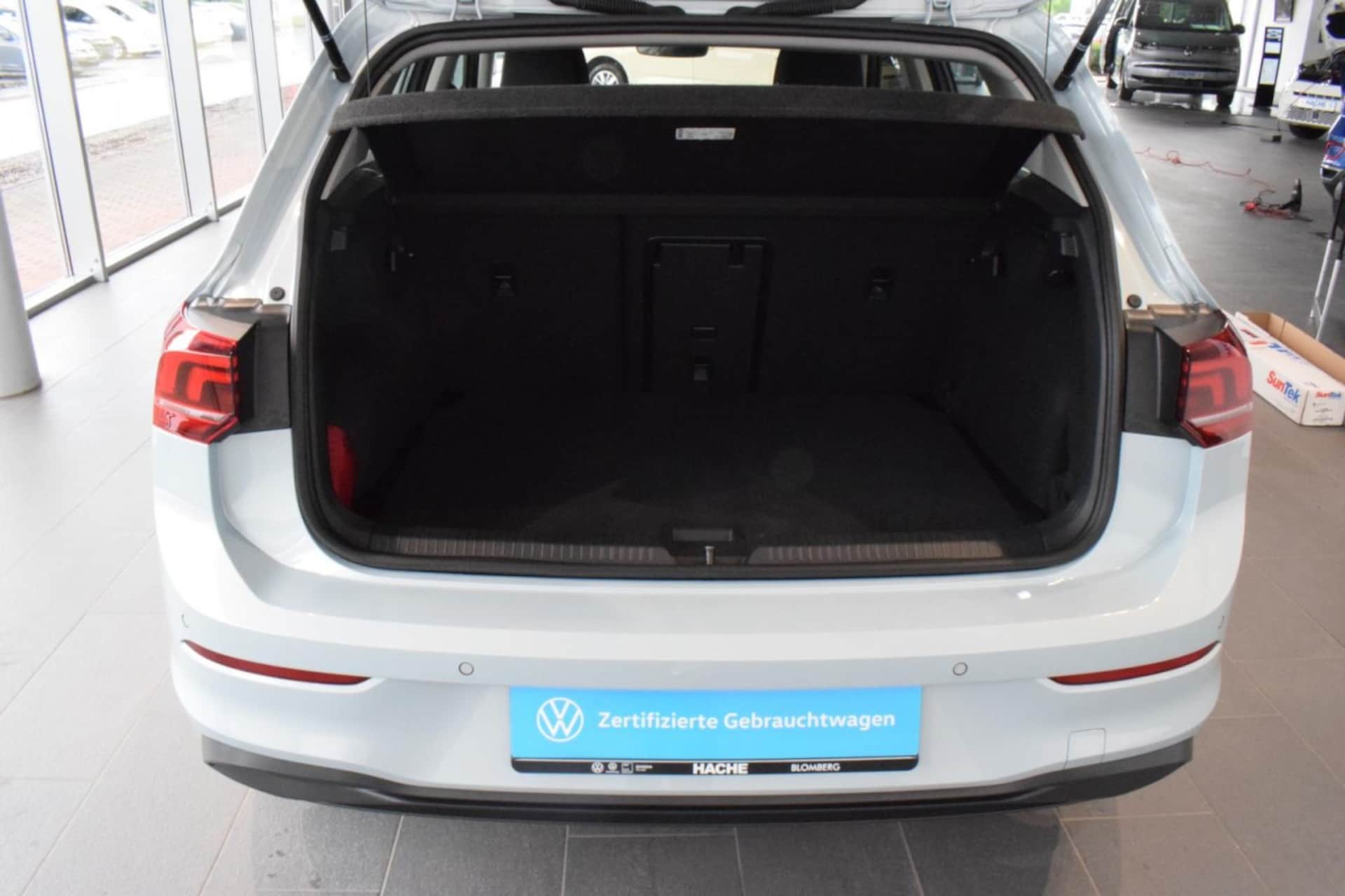 Volkswagen Golf Life