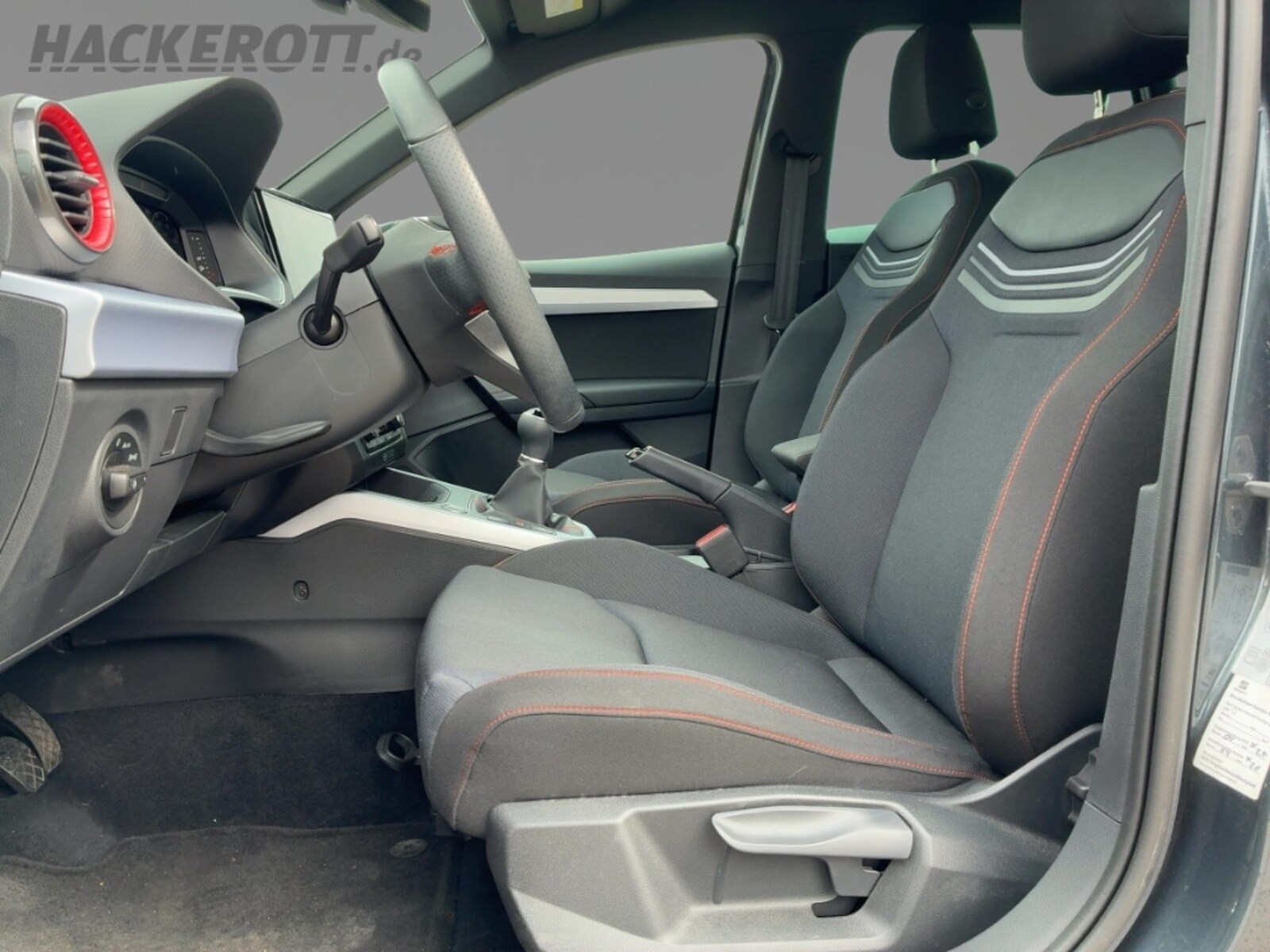 SEAT Arona – Bild 6