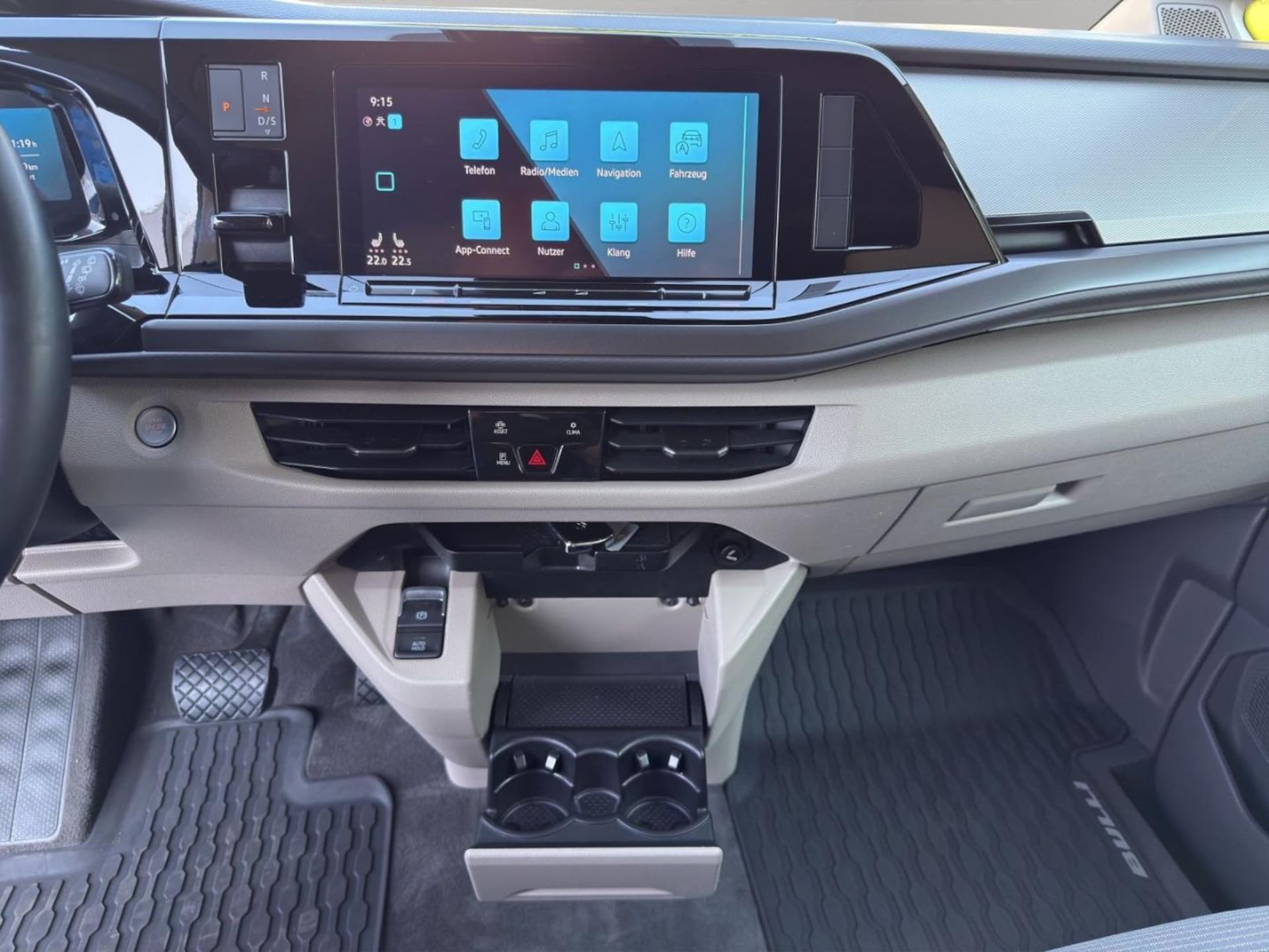 Volkswagen Multivan Basis-Modell