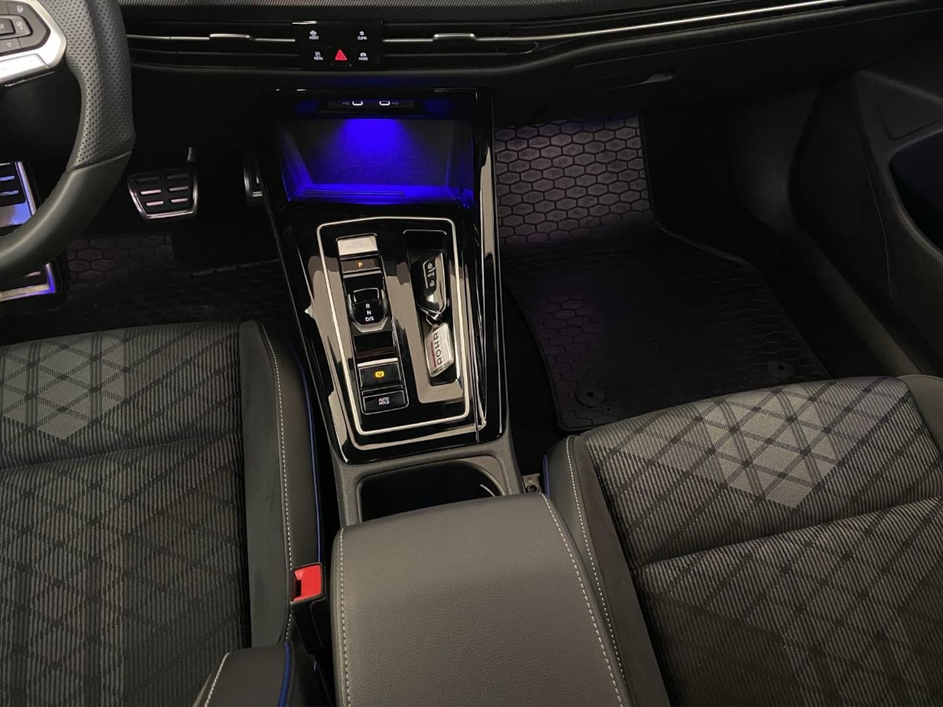 Volkswagen Golf R-Line