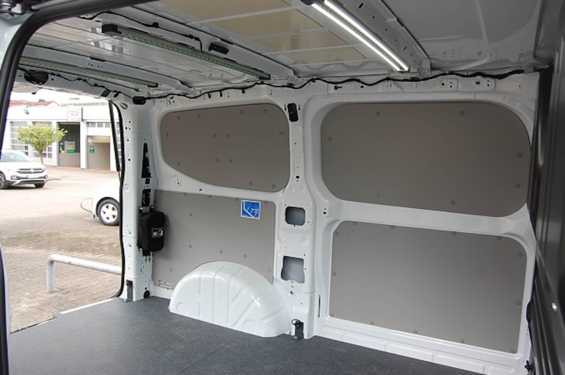 Volkswagen Transporter Kasten kurzer Radstand