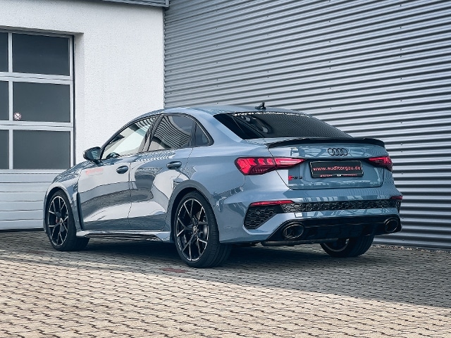 Image about Audi RS 3 Limousine TFSI quattro S tronic