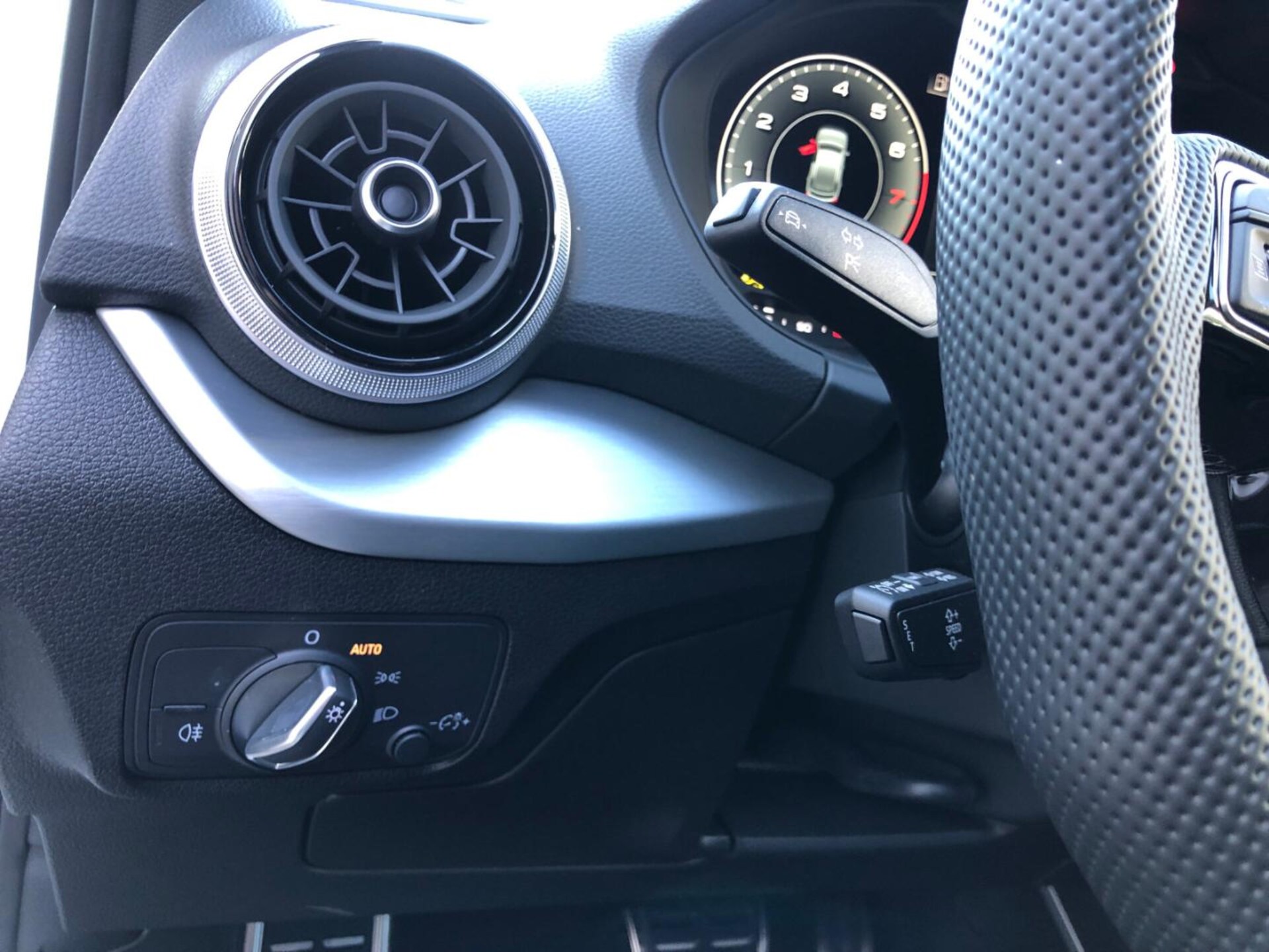 Audi Q2 S line
