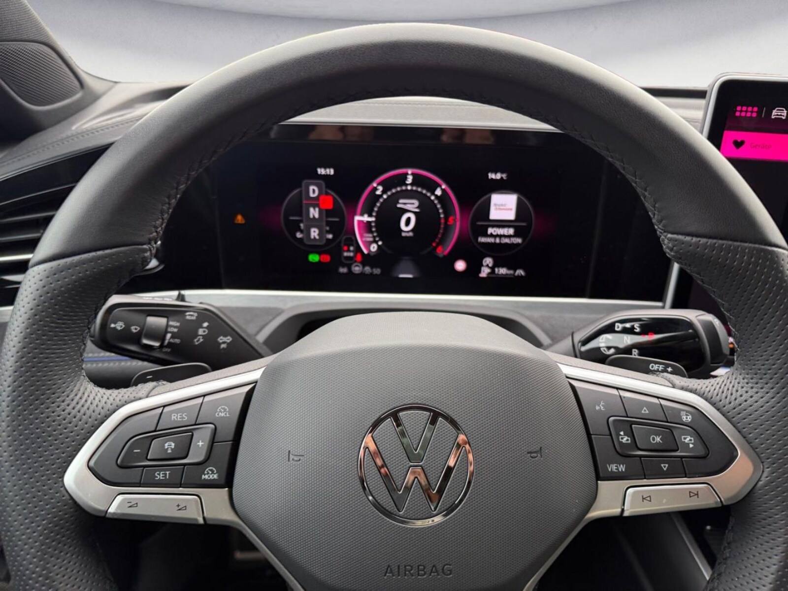 Volkswagen Passat – Bild 11
