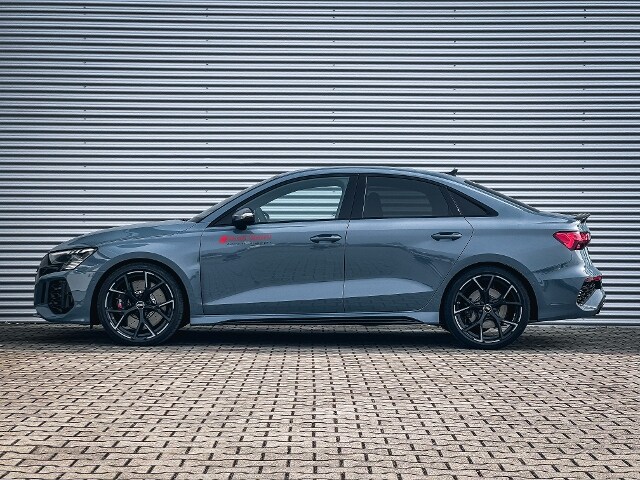 Image about Audi RS 3 Limousine TFSI quattro S tronic