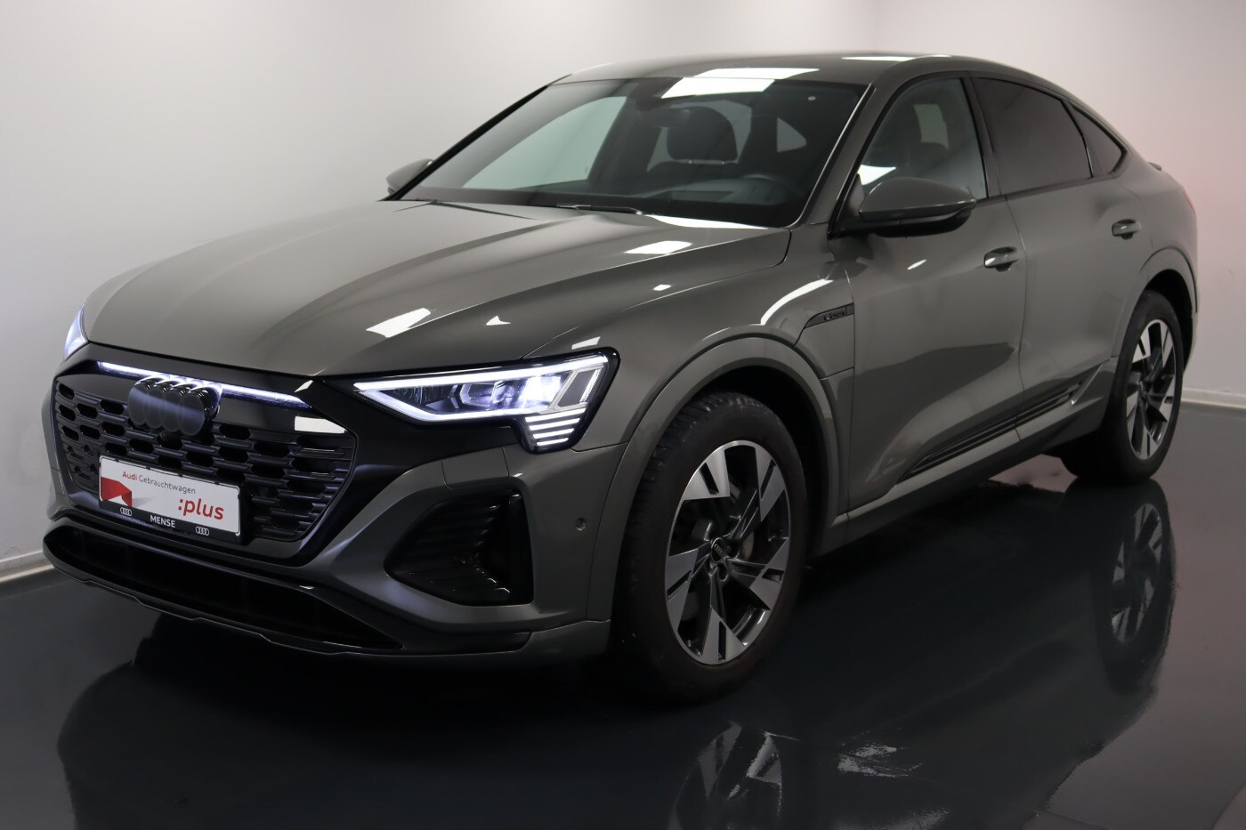 Image about Audi Q8 Sportback e-tron S line 55 e-tron quattro