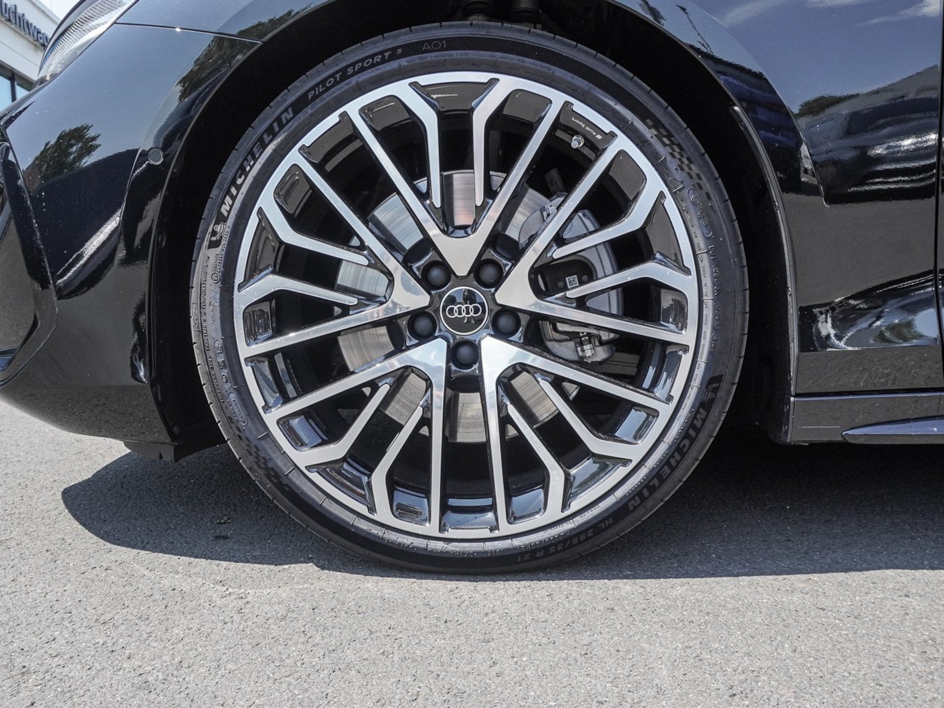 Audi A6 Avant edition one