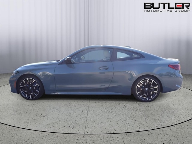 2025 BMW M440i