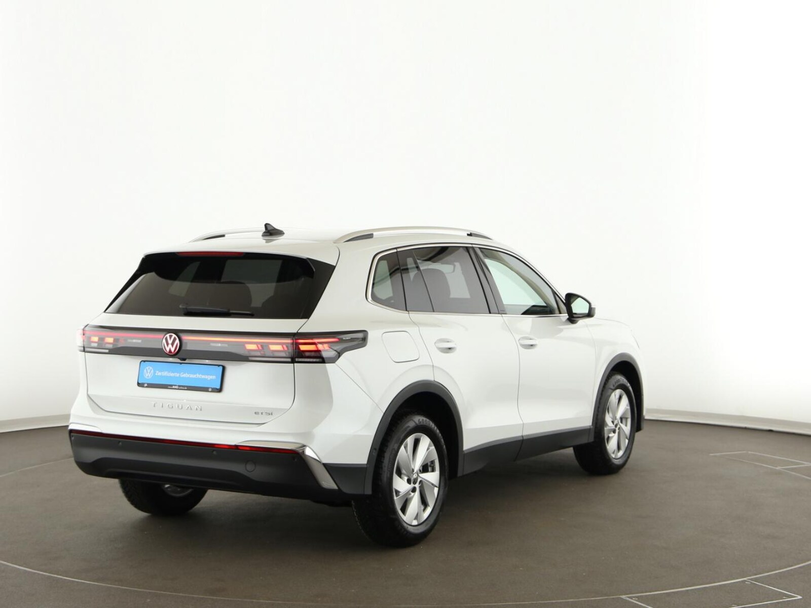 Volkswagen Tiguan – Bild 6