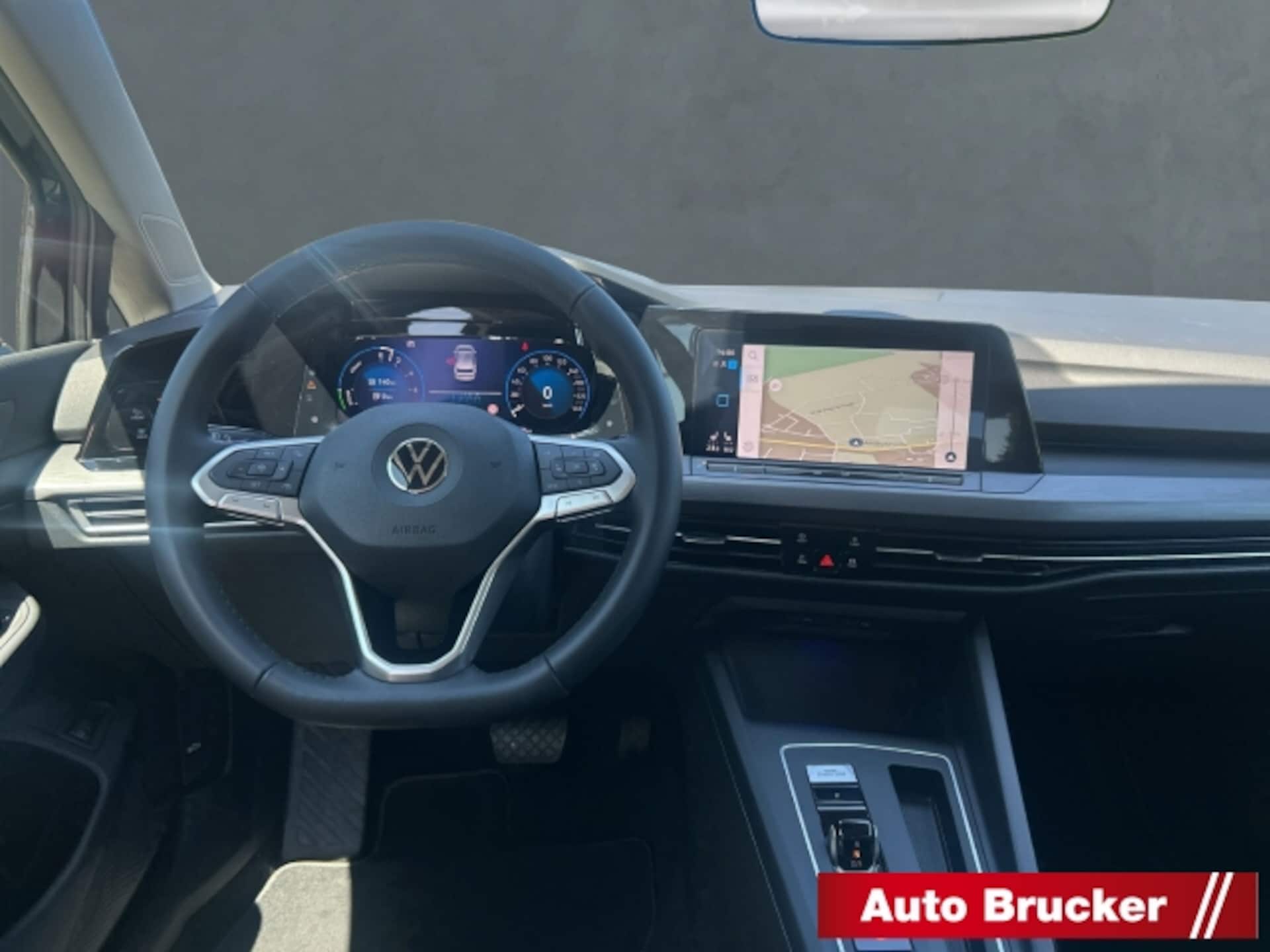 Volkswagen Golf Style