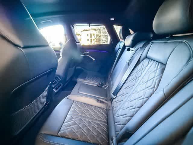 2025 Audi SQ5 Premium Plus - Photo 18