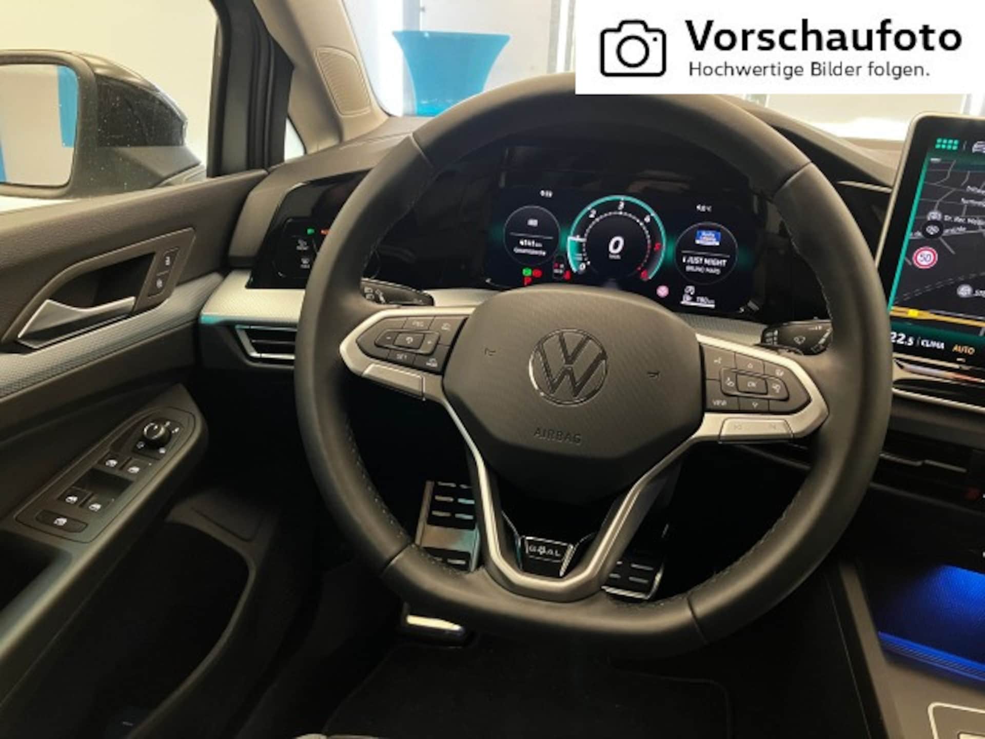 Volkswagen Golf Life