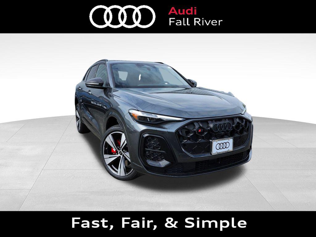 2026 Audi SQ5 Prestige quattro's photo