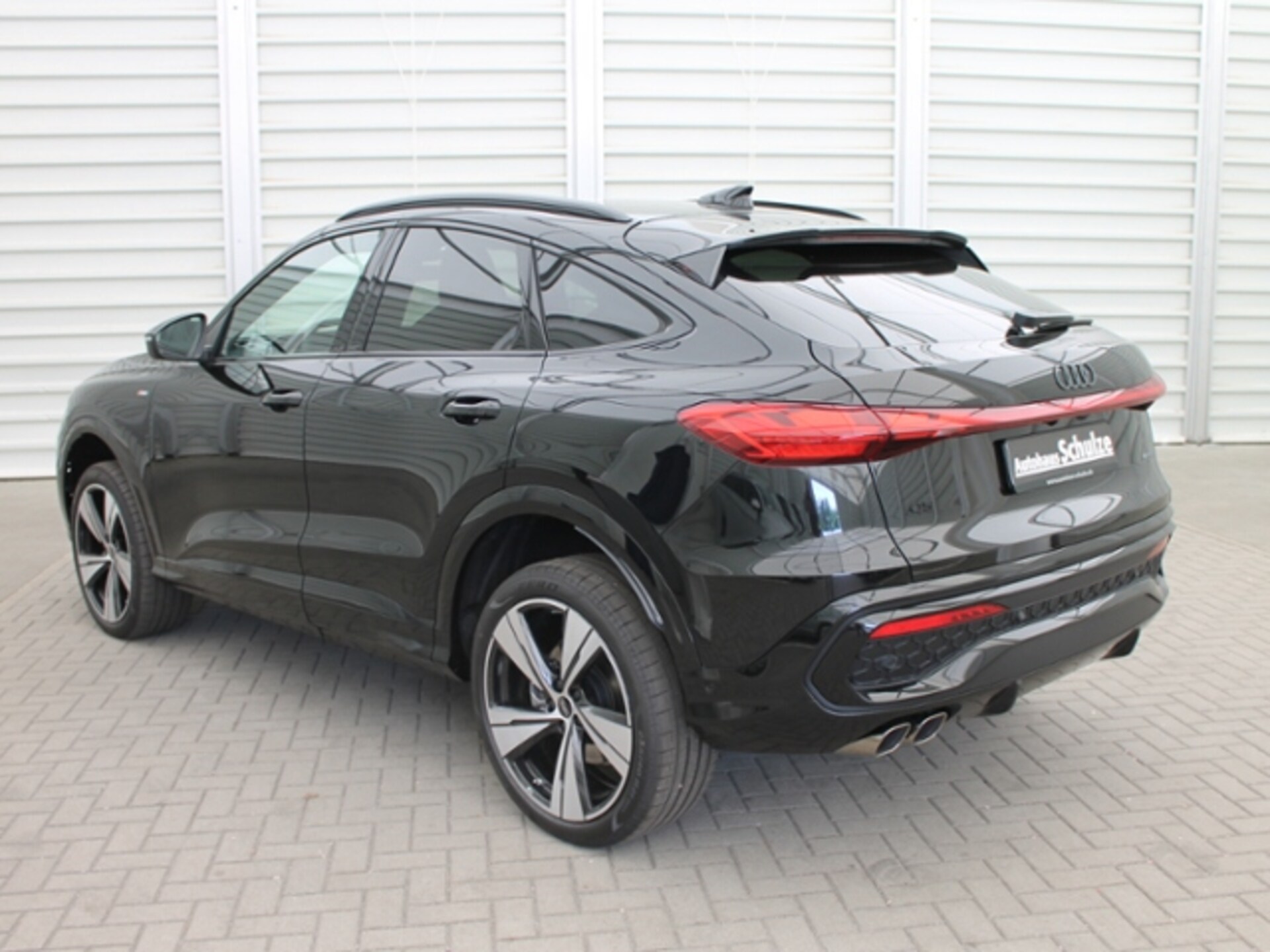 Audi Q5 Sportback edition one